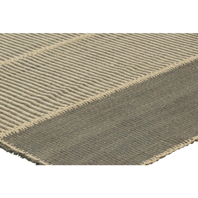 Rug & Kilim’s Contemporary Kilim in Beige and Gray Textural Stripes For Sale In New York - Image 6 of 7