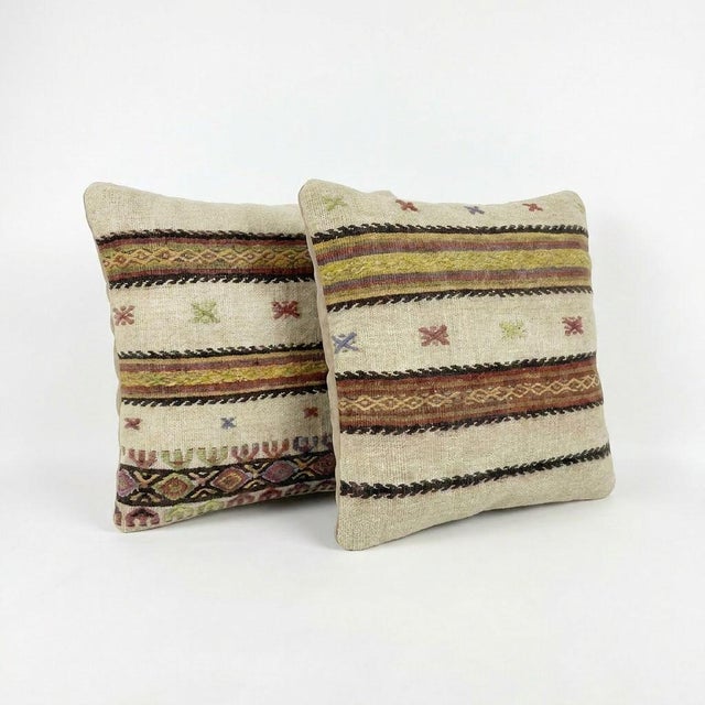 Mid-Century Modern Bohemian Turkish Kilim Pillow Cover 20'' X 20'' - Set of Two For Sale - Image 3 of 4