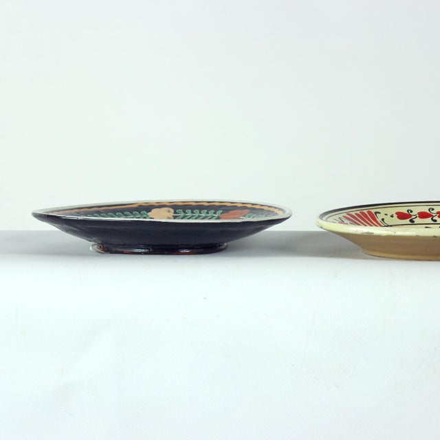 Vintage Folk Art Ceramic Wall Plates, Former Czechoslovakia and Romania, 1950s, Set of 3 For Sale - Image 6 of 9
