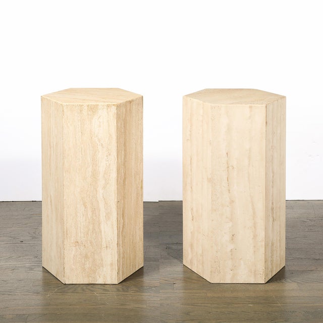 1970s Pair of Mid-Century Modernist Hexagonal Travertine Pedestals For Sale - Image 5 of 18