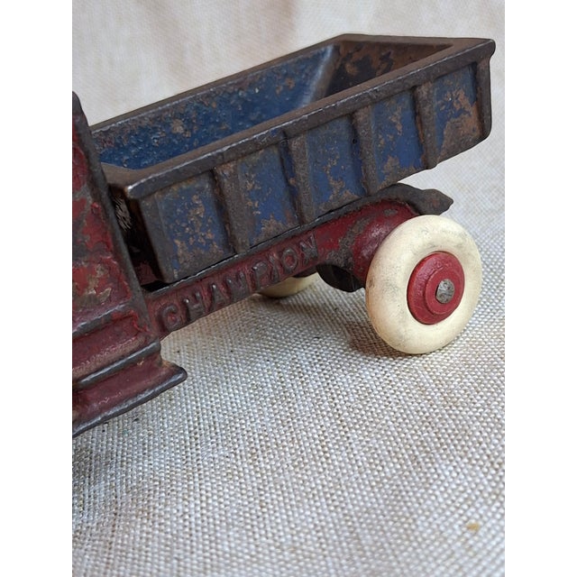 1920s Rare 1920s Champion Cast Iron Mack C-Cab Dump Truck Original Paint & White Tires For Sale - Image 5 of 18
