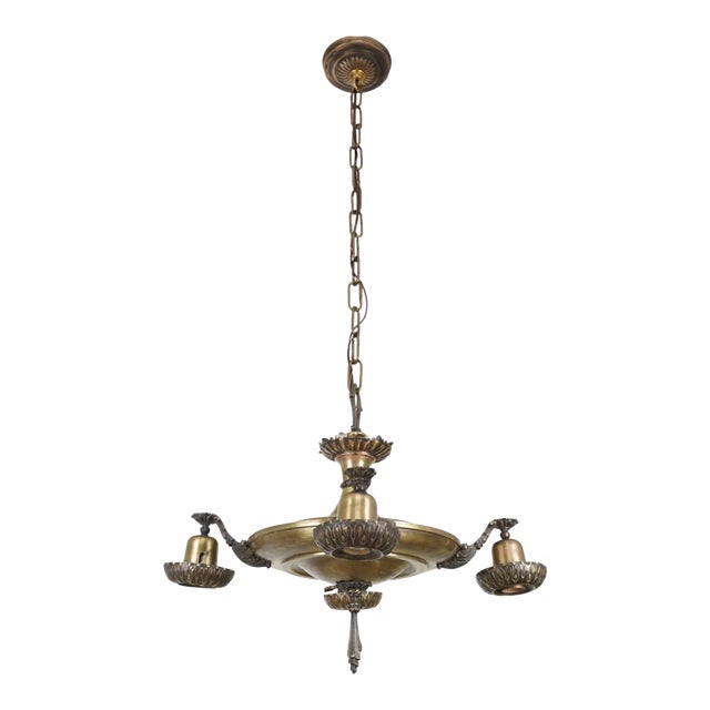 Mid 20th Century Victorian Brass 4 Exposed Bulbs Pan Chandelier For Sale