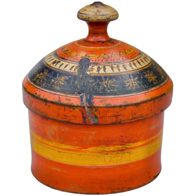 Beautiful vintage Asian lidded bow accent thoughtfully handcrafted of solid wood, and well-made in a playful silhouette...