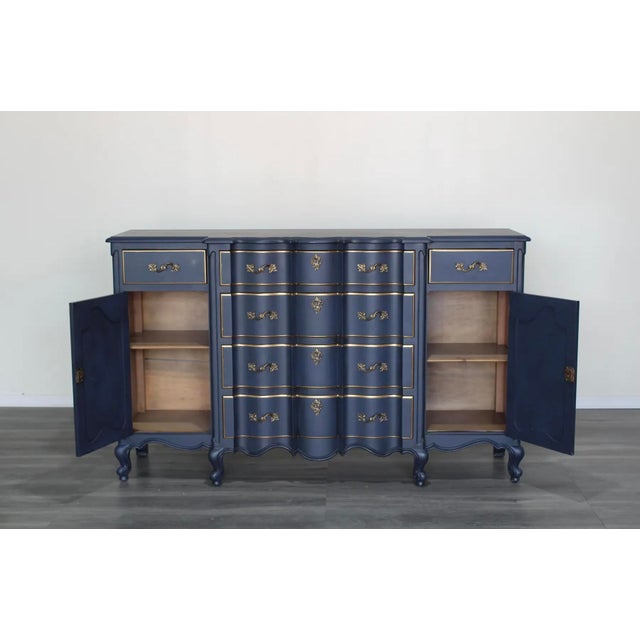 Late 20th Century French Provincial Sideboard in Navy Blue For Sale - Image 4 of 5
