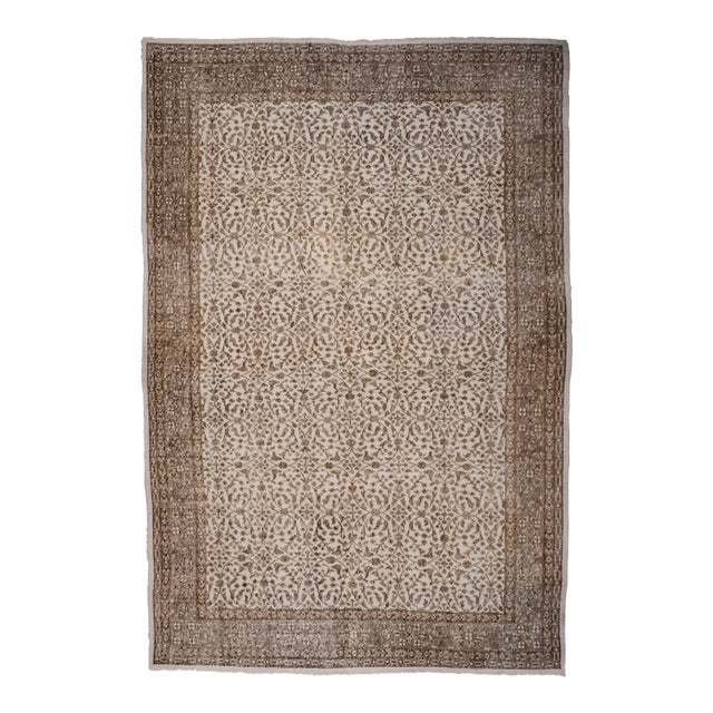 Vintage Floral Oversize Turkish Oushak Rug- 6'9'' X 9'12'' For Sale