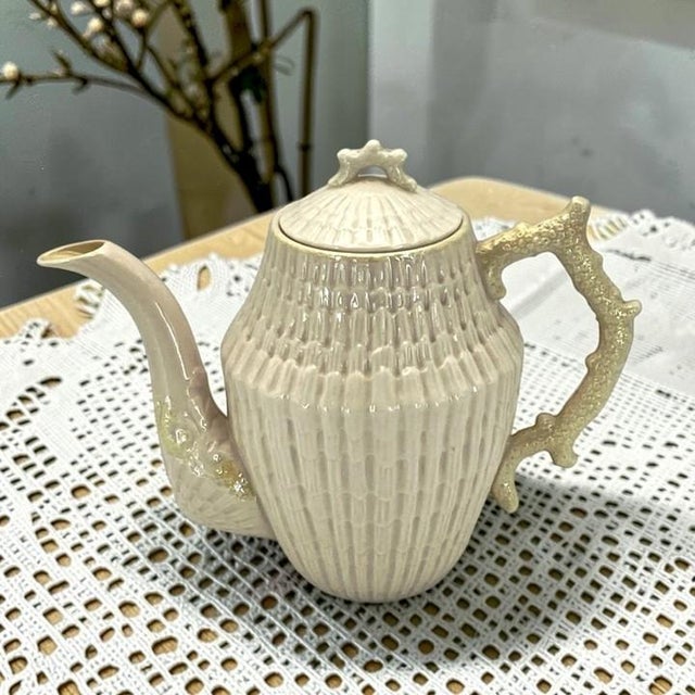 Vintage Coastal Belleek Ireland Limpet Yellow Coffee Pot With Lid 5th Mark: 1955-1965 For Sale - Image 18 of 18