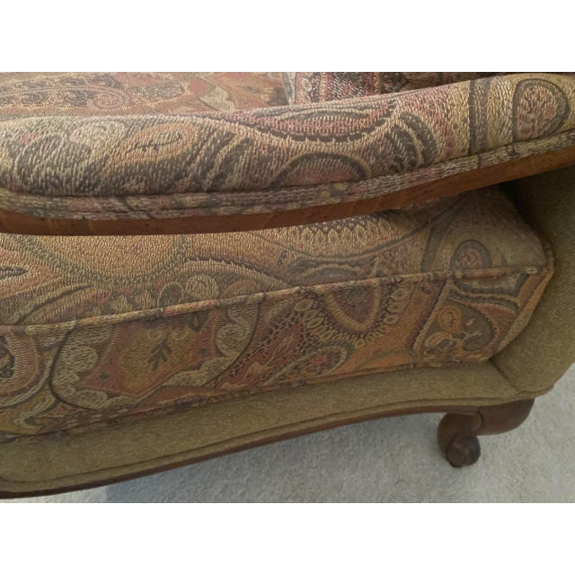 Late 20th Century Ethan Allen Wide Carved Bergere French Louis XV Style Harris Chair Excellent Mint Condition For Sale - Image 14 of 16