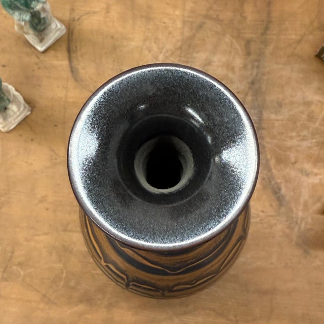 Brown Black & Canyon Brown Ceramic Drip Vase with Fluted Neck For Sale - Image 8 of 9