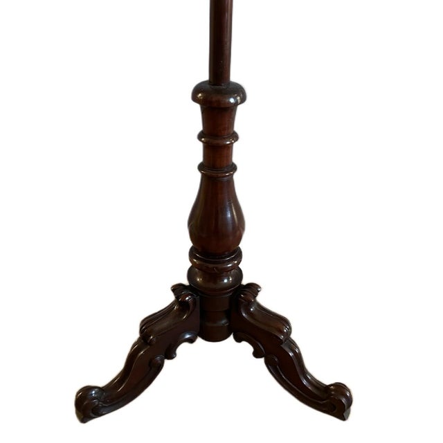 Wood Antique Victorian c.1850s Carved Rosewood Embroidered Silk Fireplace Pole Screen For Sale - Image 7 of 11