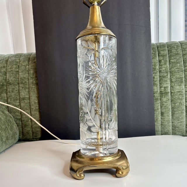 1960s Mid-20th Century Signed Dresden German Cut Crystal & Brass Hollywood Regency Table Lamp For Sale - Image 5 of 12