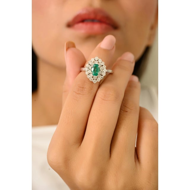 Metal Victorian Princess Style Cluster Diamonds & Emerald 14k Gold Ring Size 5.5 For Sale - Image 7 of 13