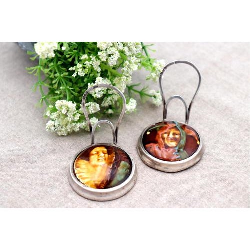 Metal Silver Place Markers, Set of 2 For Sale - Image 7 of 7