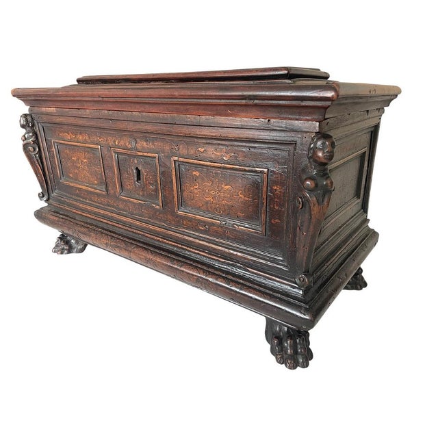 Brown Small Italian Inlaid Walnut Cassone with Paw Feet, 1550-1580 For Sale - Image 8 of 8