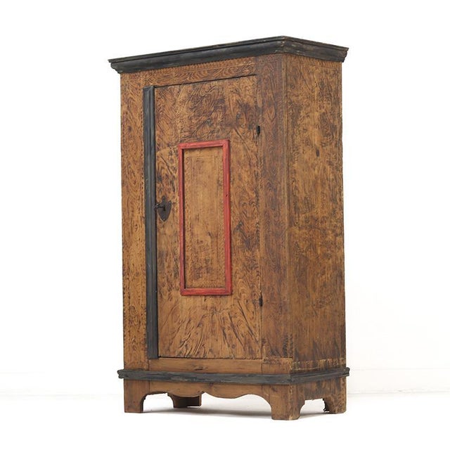 This simply painted wedding chest dates from the early 19th century and is characterised by its understated painting...