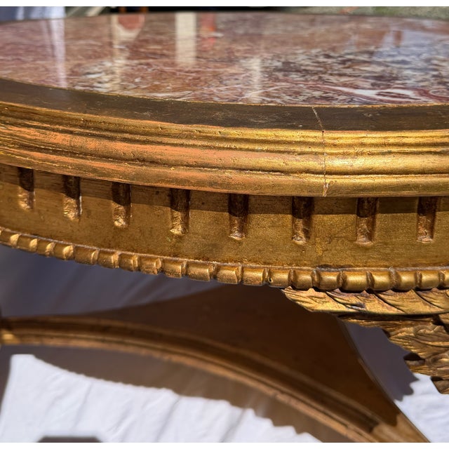 Vintage Neoclassical Style Gilt Wood Coffee Table With Marble Top – French Empire Inspired For Sale - Image 11 of 16