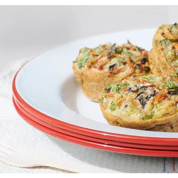 American Crow Canyon Home Enamelware, Vintage 12 oz. Mugs in White with Red Rim - Set of 4 For Sale - Image 3 of 6