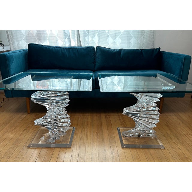 Mid-Century Modern Pair Vintage Mid-Century Modern Stacked Lucite Helix Spiral Tables For Sale - Image 3 of 9