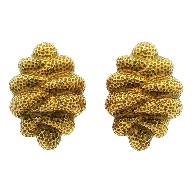 Vintage 18k Gold Sculptural Brutalist Clip-on Earrings, A Pair For Sale
