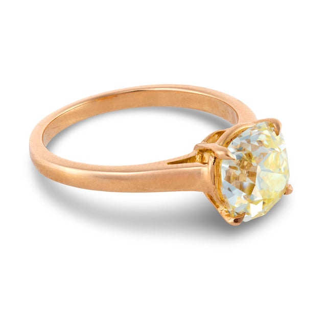 Vintage Gia 2.21 Carat Old Mine Cut Diamond 18k Gold Solitaire Engagement Ring, Size 5.75 For Sale - Image 4 of 7