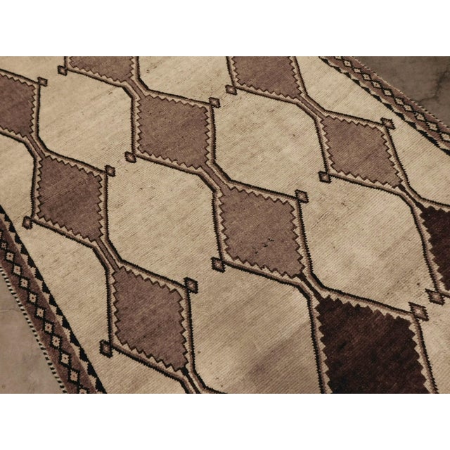1990s Vintage Vintage Handmade Persian Gabbeh Rug Featuring an Undyed Wool Field With a Geometric Diamond Lattice Pattern. 4'x 7'8" For Sale - Image 5 of 15
