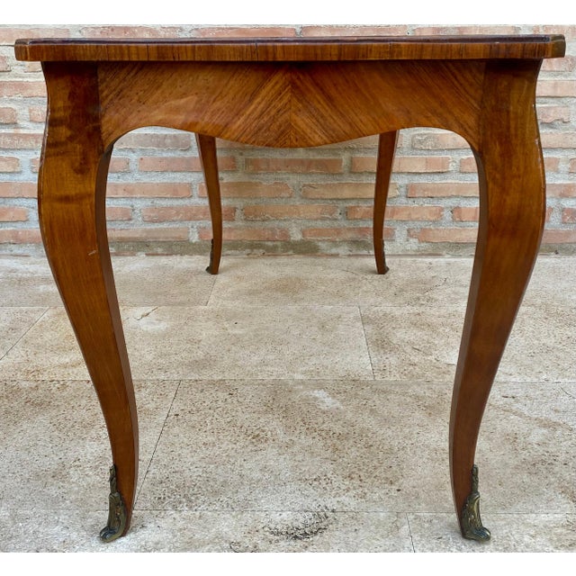 Early 20th Century French Marquetry Bronze Ormolu Mounted Center or Coffee Table, 1920s For Sale - Image 5 of 18