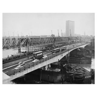 'New London Bridge' Unframed Archival Pigment Print For Sale