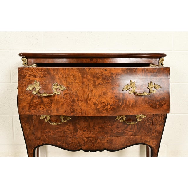 Brown Italian Louis XV Burled Walnut Bombay Commode With Mounted Gilt Bronze Ormolu | Circa 1960s For Sale - Image 8 of 17