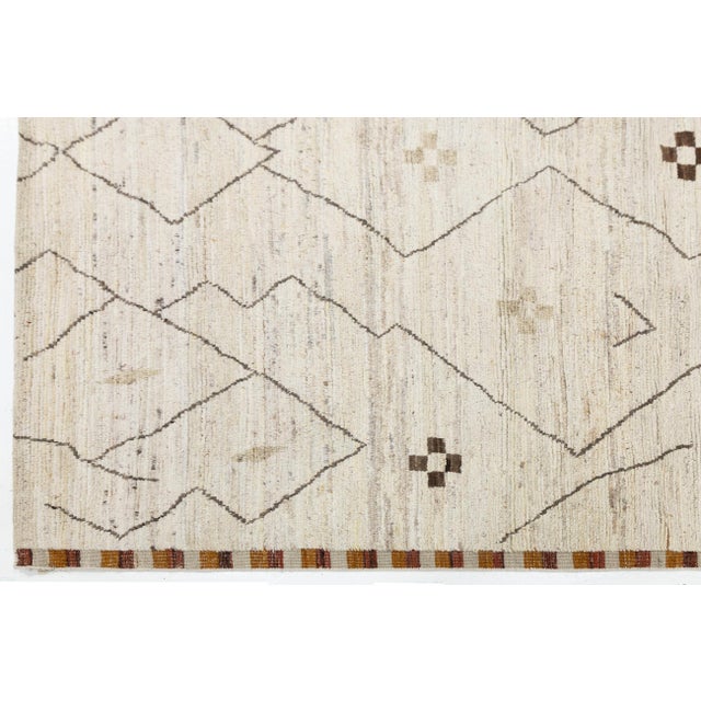 8x10 Modern Moroccan Tribal Wool Rug – Minimalist Cream & Earth Tone Geometric For Sale - Image 9 of 10
