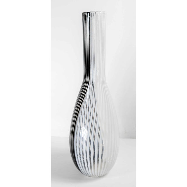 Mid 20th Century Mid-Century Modern Italian Murano Black and White Art Glass Bottle Vase For Sale - Image 5 of 16