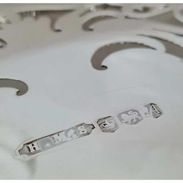 Sterling Silver Cake Stand by Herbert M. Slater, Sheffield 1968 For Sale - Image 10 of 12