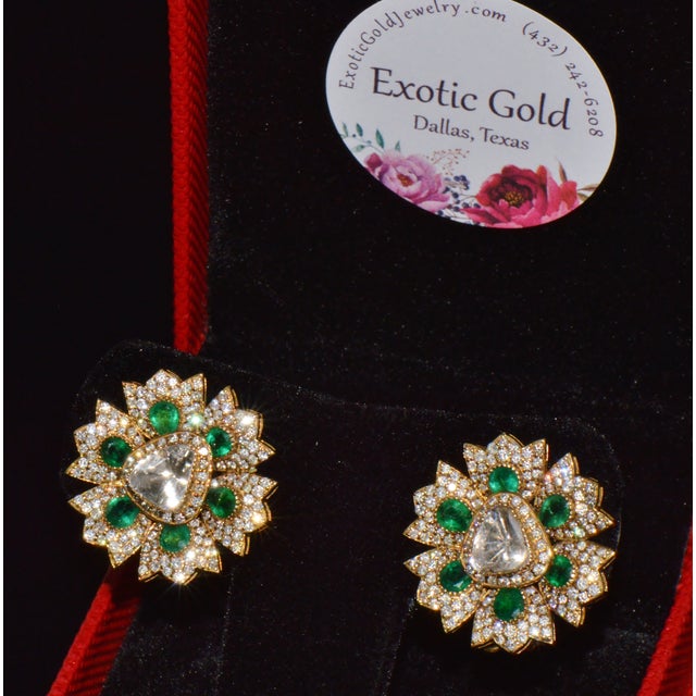 Late 20th Century Pair of Estate Natural 6.40cts Diamond & Emerald Solid 18k Gold Floral Earrings For Sale - Image 13 of 13