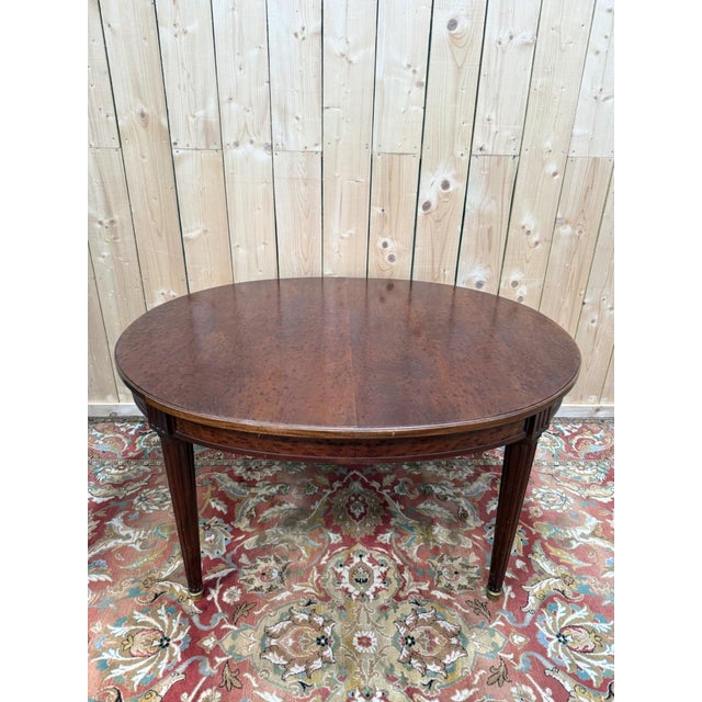 Louis XVI Style Extendable Oval Table in Mottled Mahogany, 1950s For Sale - Image 3 of 13