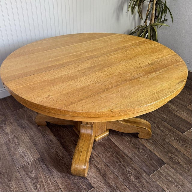 Vintage Tiger Oak Round Pedestal Dining Table For Sale In Salt Lake City - Image 6 of 15
