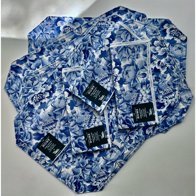 Late 20th Century Set of 4 Laura Ashley Home Blue & White Reversible Cotton Placemats & Napkins For Sale - Image 12 of 18