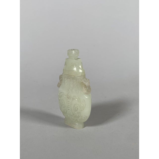 SMALL GU VASE IN WHITE NEPHRITE JADE, China, Qing Dynasty, Qianlong Period (1736-1795) For Sale - Image 6 of 10