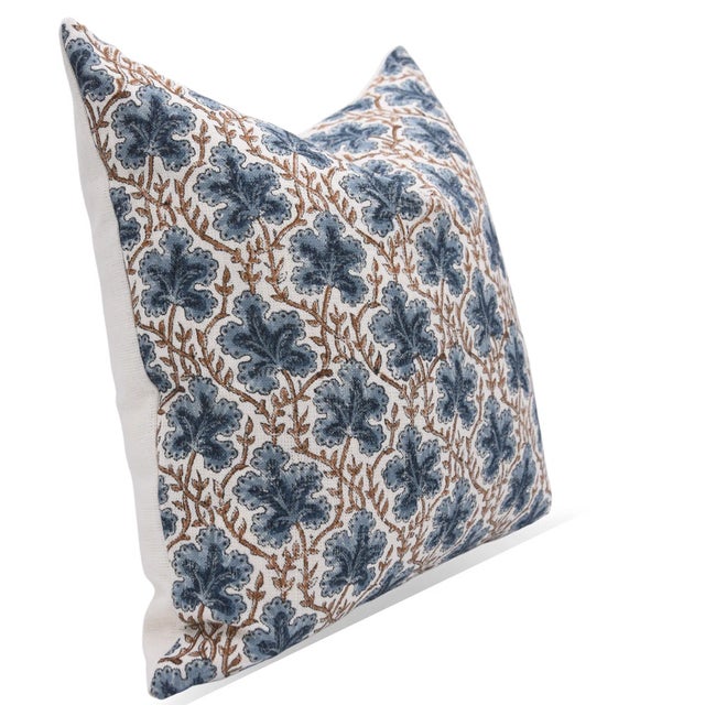 Bring effortless charm to your space with our Pushp Shamita cushion cover—an ode to traditional craft and modern...