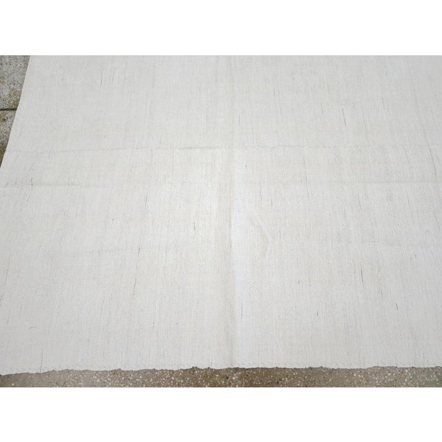 Textile Galerie Shabab Collection Mid-20th Century Turkish Flatweave Kilim Accent Rug For Sale - Image 7 of 10