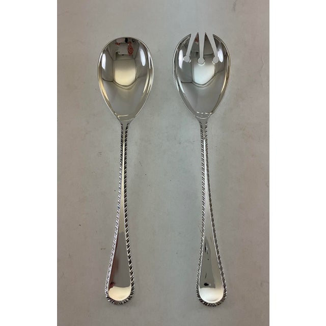 James Dixon & Sons 1980s Silver Pair Salad Servers, Salad Spoon & Salad Fork, Feather Edge For Sale - Image 4 of 14
