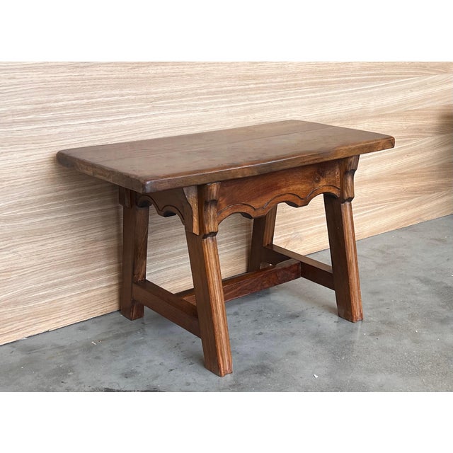 Mid 19th Century Spanish Baroque Side Table with Wood Stretcher and Carved Top in Walnut For Sale - Image 18 of 18