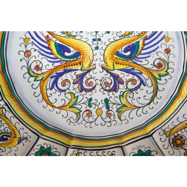 Mid 20th Century Majolica Deruta Raffaellesco Decorative Ceramic Wall Plate 14'75 Inches For Sale - Image 5 of 11