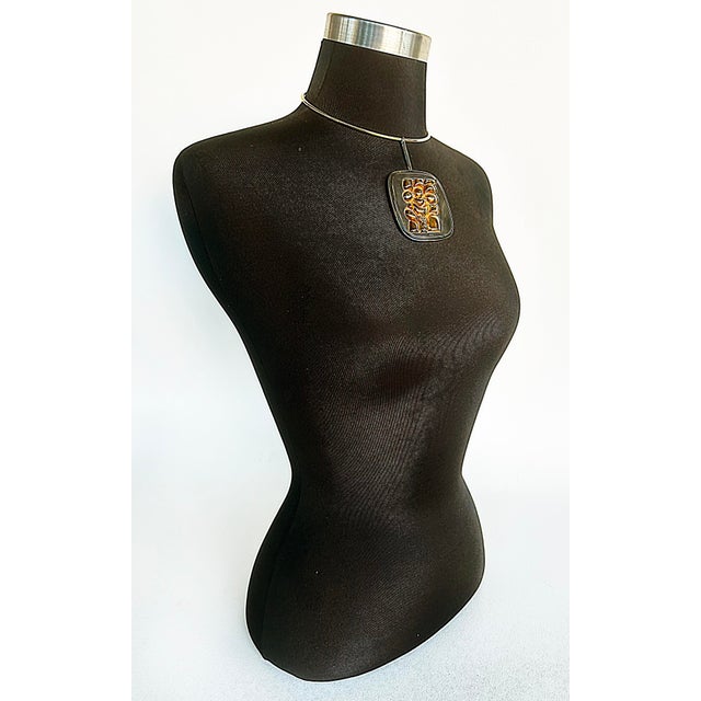 1980s Miguel Ortiz Berrocal Torso Verona Opus 173 Necklace #857/1000 With Case, Stand For Sale - Image 9 of 16