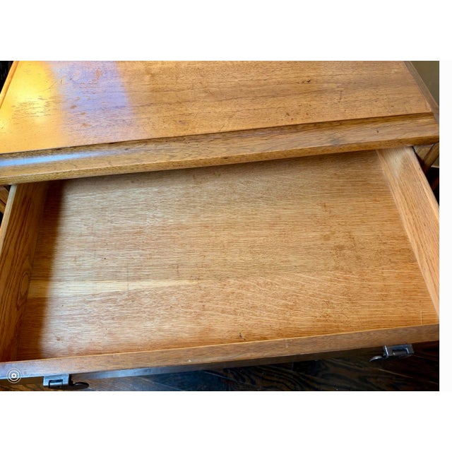 Vintage Pair of Mid-Century MCM Thomasville Burl Wood and Cane Front Nightstands. For Sale In Dallas - Image 6 of 10