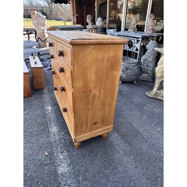 Late 19th Century 19th Century English Pine Chest of Drawers For Sale - Image 5 of 11
