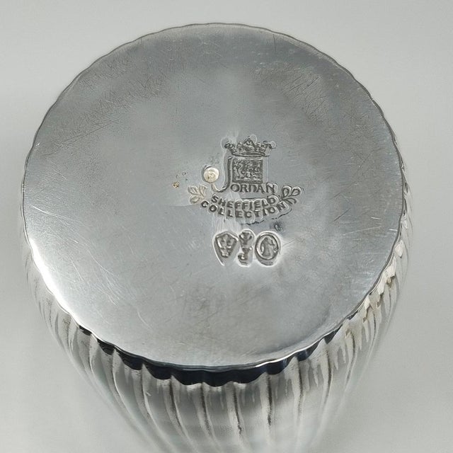 Silver Vintage English Art Deco Silver-Plated Cocktail Shaker, 1930s For Sale - Image 8 of 9