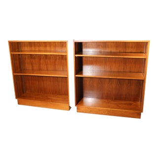 Pr. Mid Century Open Bookshelves by the West Michigan Furniture Company For Sale