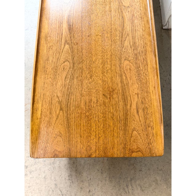 Brown Mid-Century Modern Lane Acclaim Surfboard Coffee Table by Andre Bus For Sale - Image 8 of 12