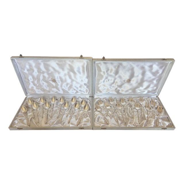 Early 20th Century Louis XVI Silver-Plated Dessert Service For Sale