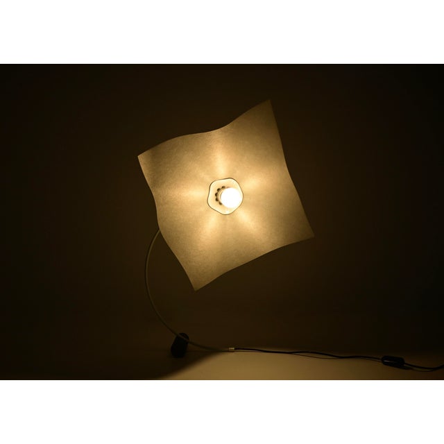 White Area Curvea Desk Lamp by Mario Bellini for Artemide, 1970s For Sale - Image 8 of 16