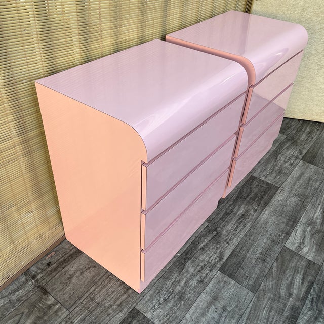A Pair of Custom Made Postmodern Pink Waterfall Formica Nightstands. Circa 1980s For Sale In Miami - Image 6 of 18