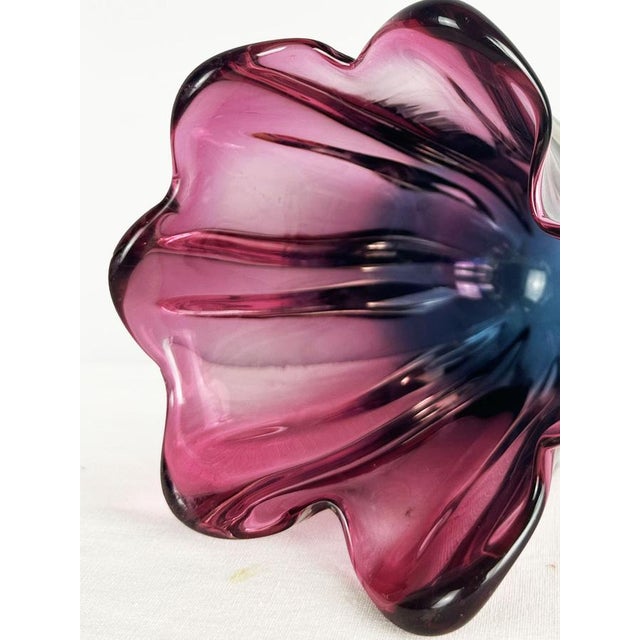 Dark Pink and Purple Sommerso Glass Vase attributed to Josef Hospodka for Chribska, 1960s For Sale - Image 9 of 15